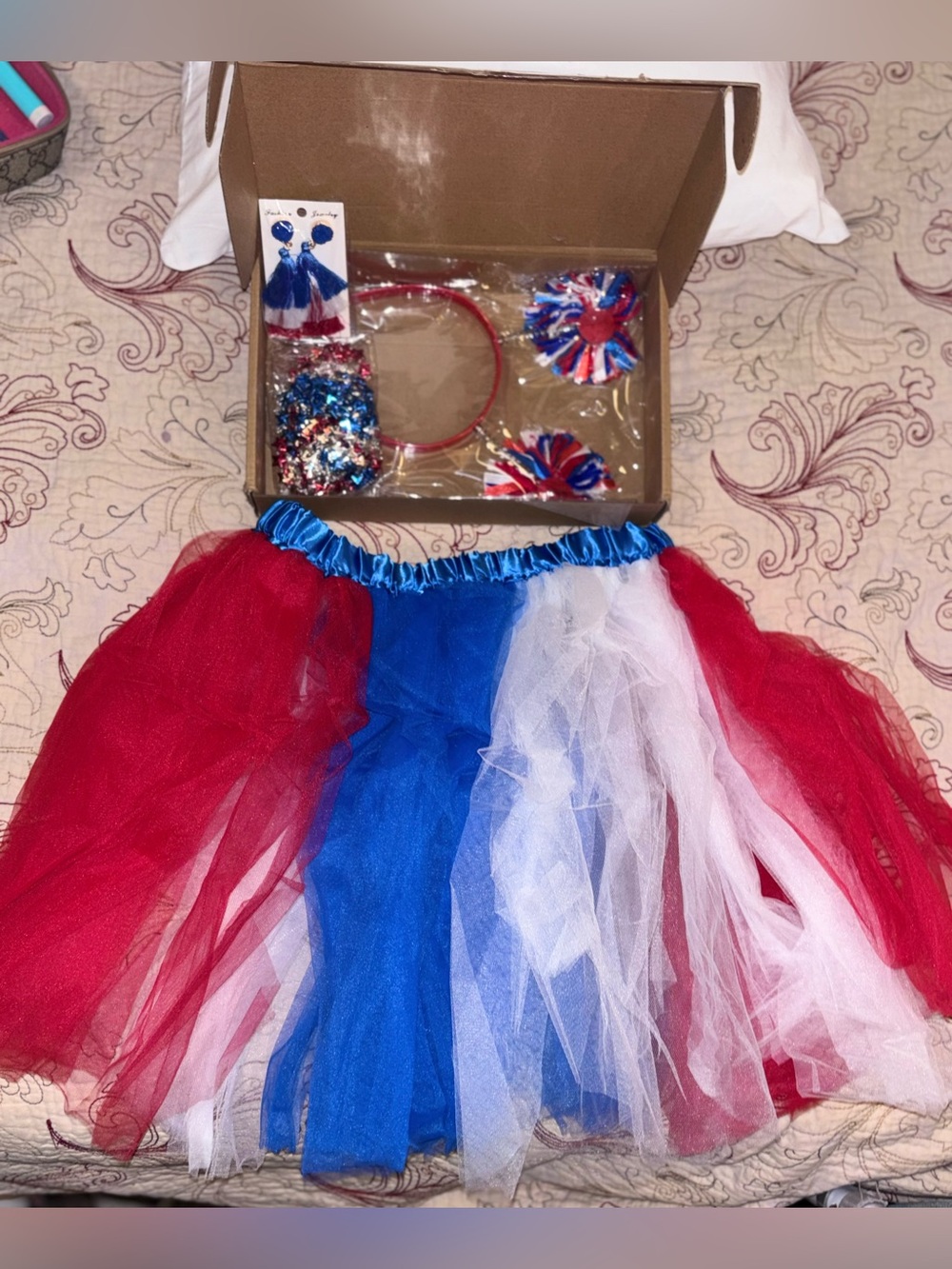 New! 6 Pcs 4th of July Tutu Set With  Red White and Blue Accessories - Picture 6 of 11